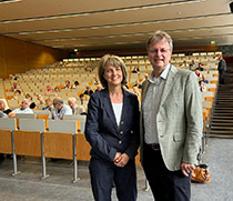 Prof. Dr. med. Peter Mertens und Dr. med. Silke Klose 